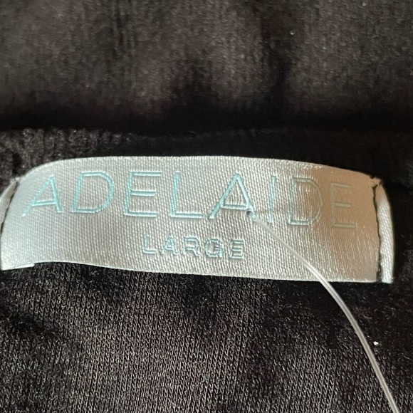 Adelaide V neck bodysuit with O ring - Picture 3 of 6